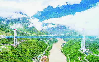 云南：跨越式發展綻新顏