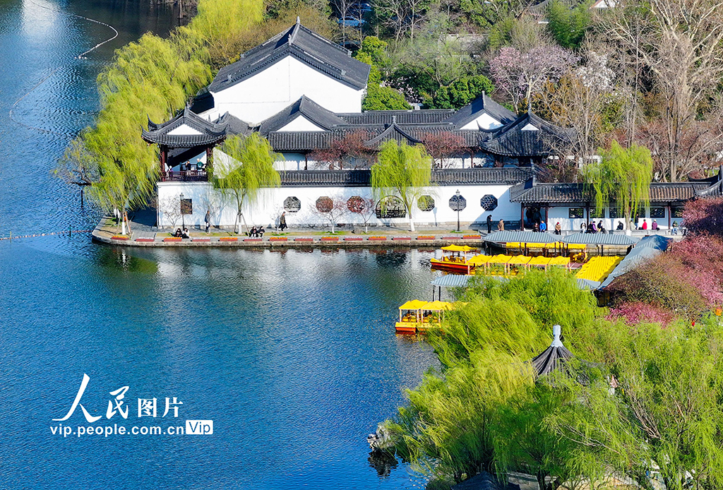 江蘇南京：莫愁湖春景如畫