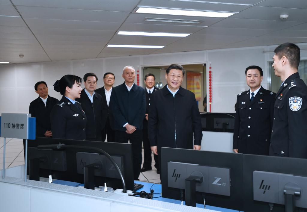2019年2月1日上午，習近平總書記在北京市公安局看望慰問公安民警，并向全國廣大公安民警拜年。新華社記者 謝環馳 攝